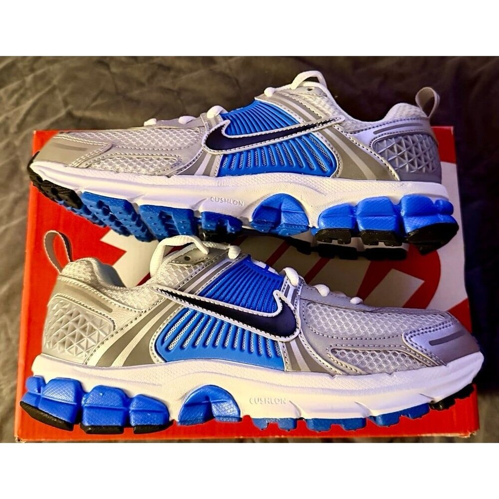 NIKE  ZOOM VOMERO 5 PHOTO BLUE 5.5Y/7W